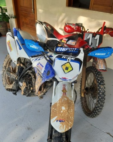 MOTO TRILHA