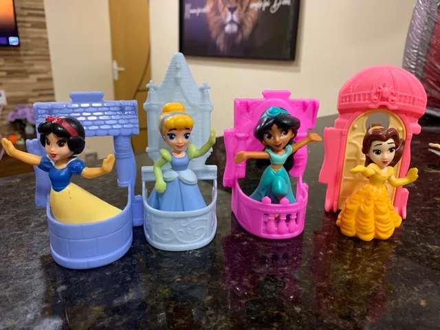 Vendo Bicama das Princesas Disney 360 reais - Móveis - Zona 07, Maringá  1262695956