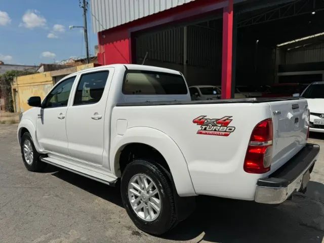 Hilux SRV 3.0T 4x4 Diesel 2014 - Foto 7