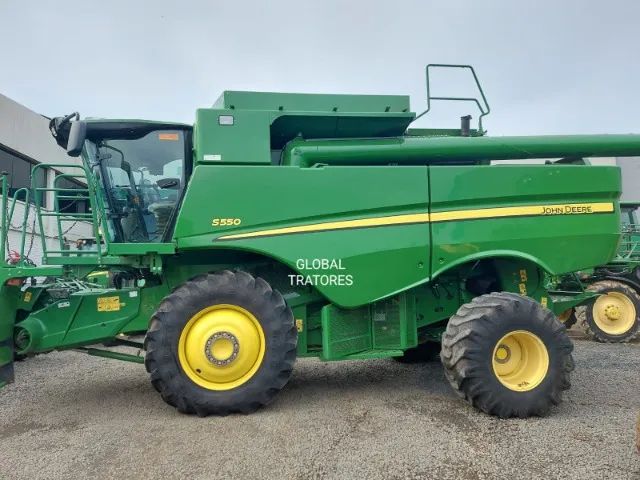 Oferta! Colheitadeira John Deere modelo S550  - Foto 2
