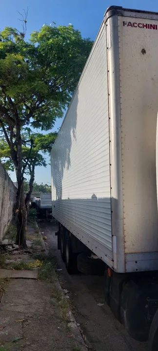 Baú camara fria gancheira fachinni