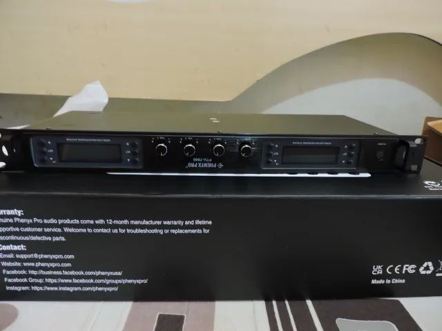 Kit de Microfone sem fio com 4 Microfones completos | Phenyx Pro PTU 7000 - Foto 2