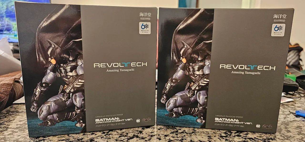 Revoltech Batman: Arkham Knight Ver. - Action Figure