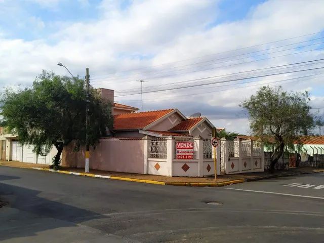 Casa a venda Bom Jesus (centro) 4 dormitórios e 2 suites