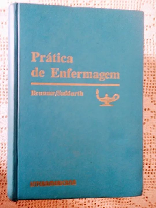 Vendo 02 livros: Prática de Enfermagem