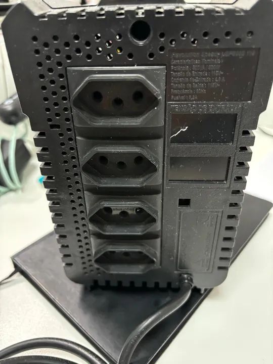 Filtro de Linha para Proteção de Equipamentos