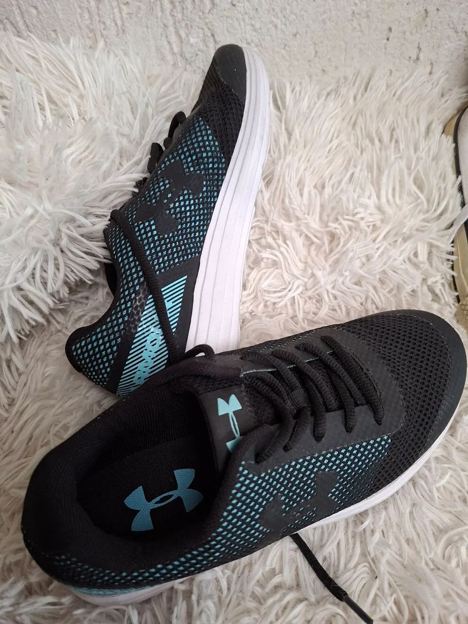 Dois pares de tenis 36 all star under armour - Foto 2