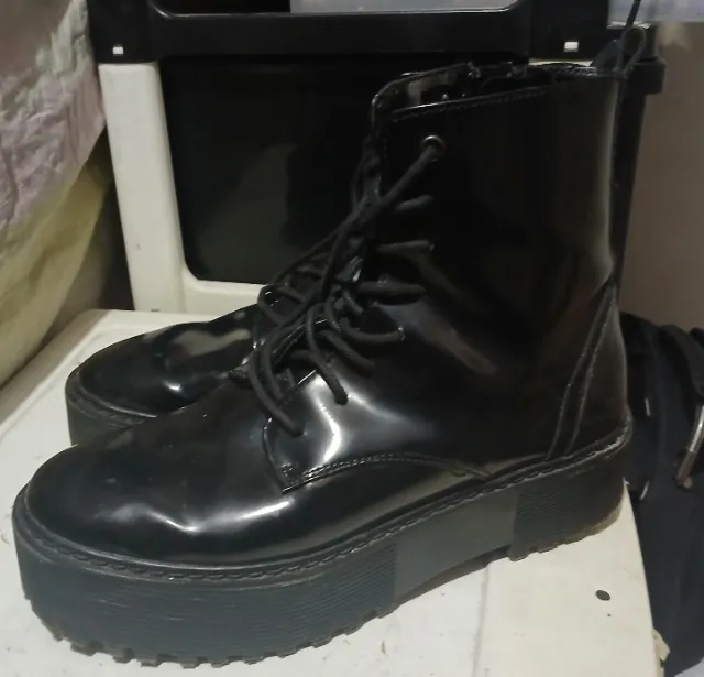 Coturno / Bota Europeia Bershka / Zara 37 (39 europeu)