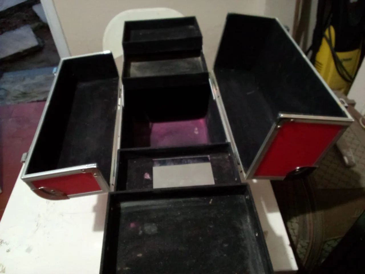 Maleta de maquiagem 64293482994818121