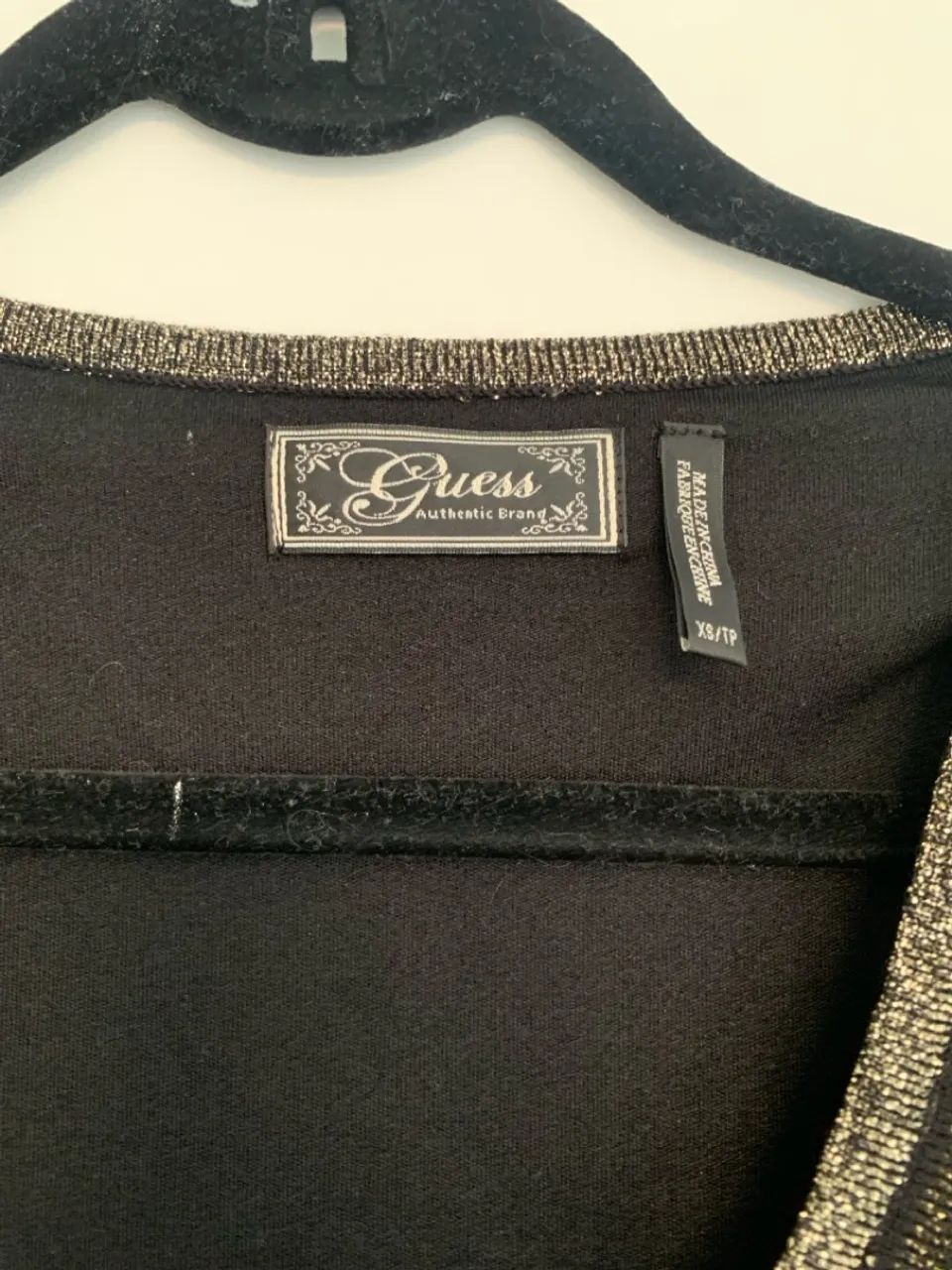 Vestido Guess com brilho e manga longa - Foto 5