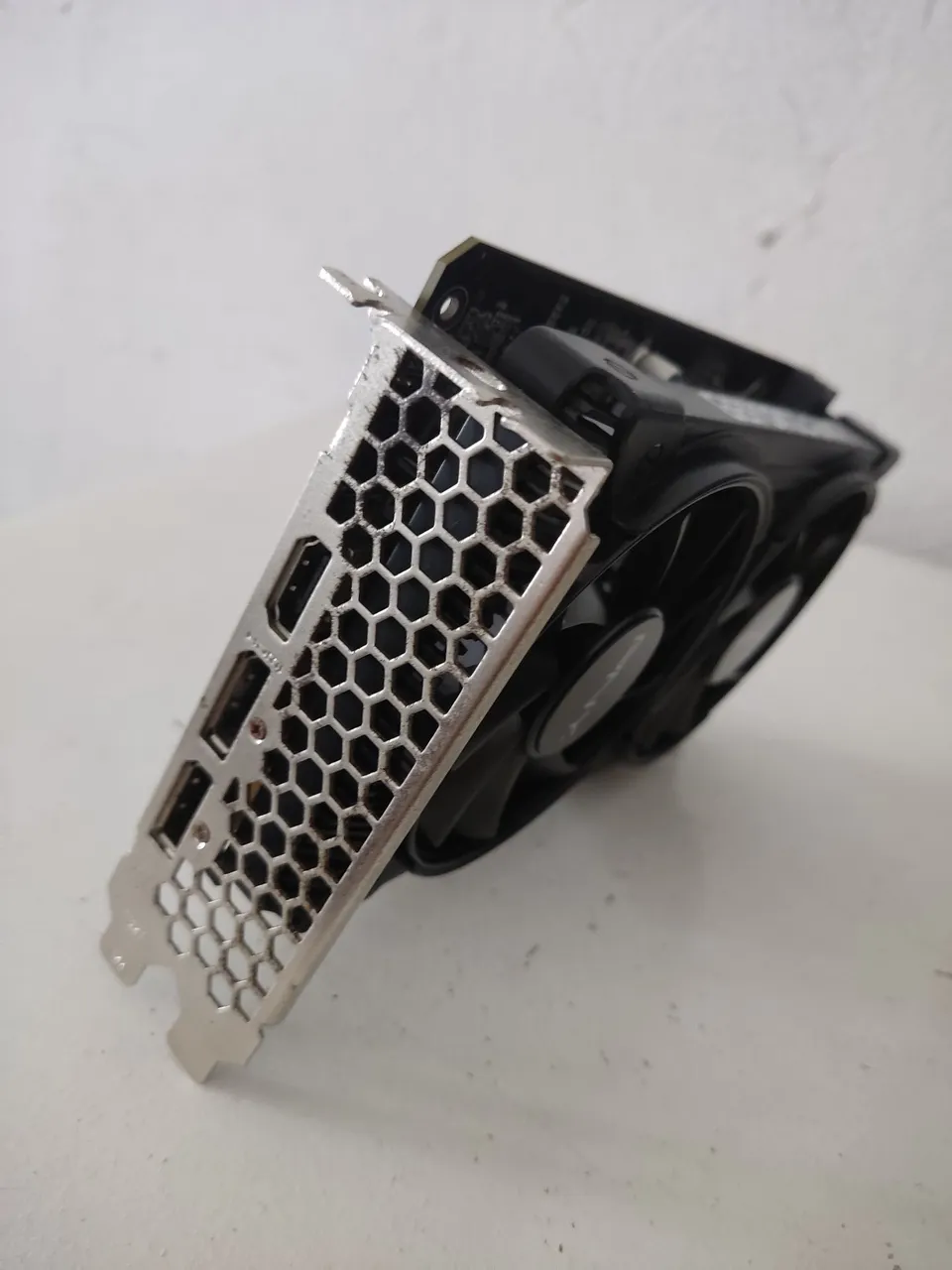Placa de Vídeo gtx 1650 ( com defeito)