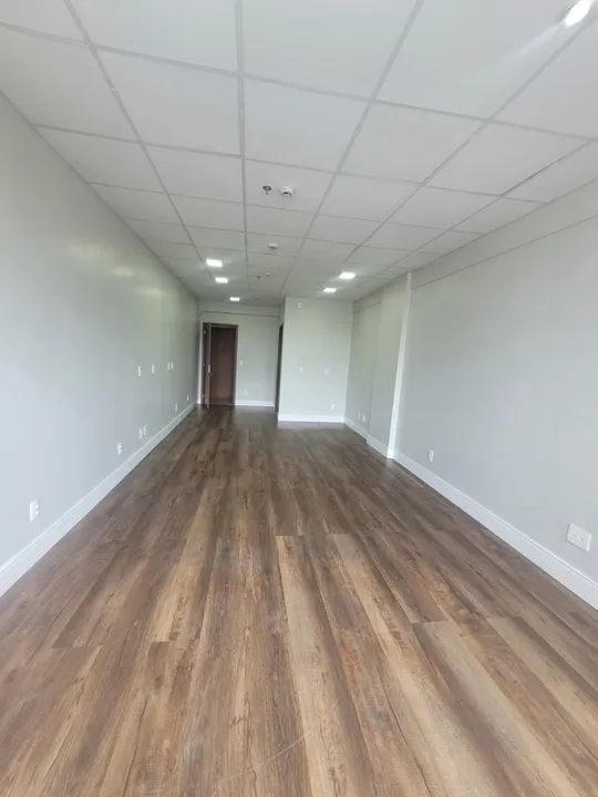 QD 24/25 SETOR CENTRAL - GAMA DF: ED ORION BL SALA 509 SALA COMERCIAL
