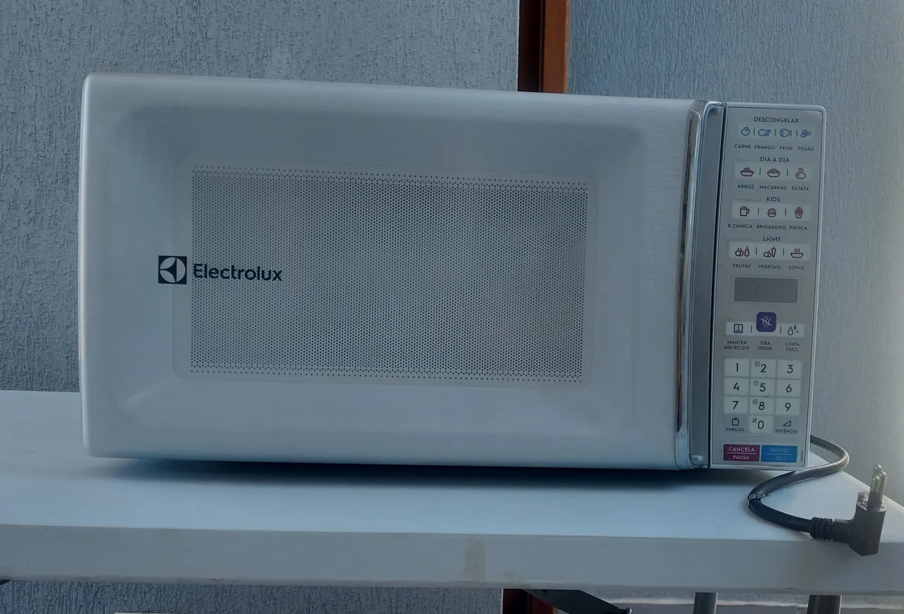 Microondas Electrolux 34l Perfeito Funcionamento