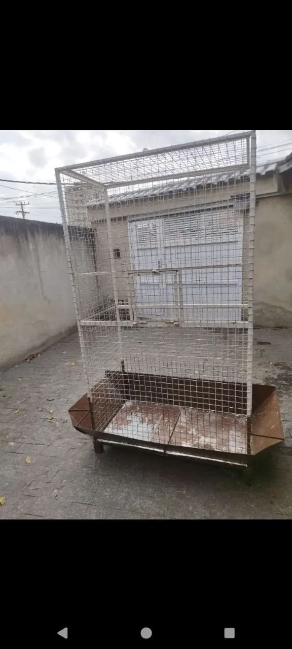 Viveiro grande para pássaros