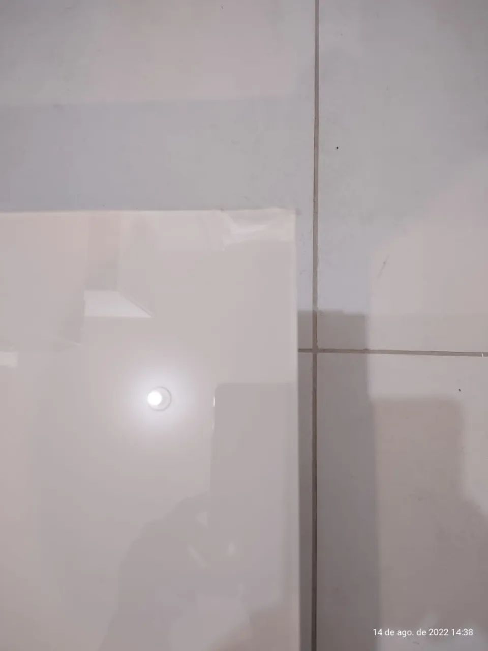 Mesa de centro com tampo de vidro branco fosco - Foto 4
