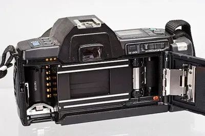 Câmera Olimpus OM77AF - muito boa - Foto 3