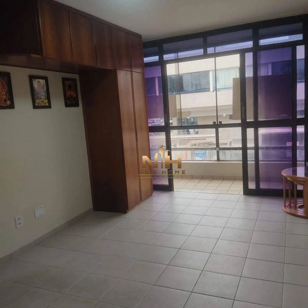 CLSW 504 - Kitnet com 1 quarto no primeiro andar