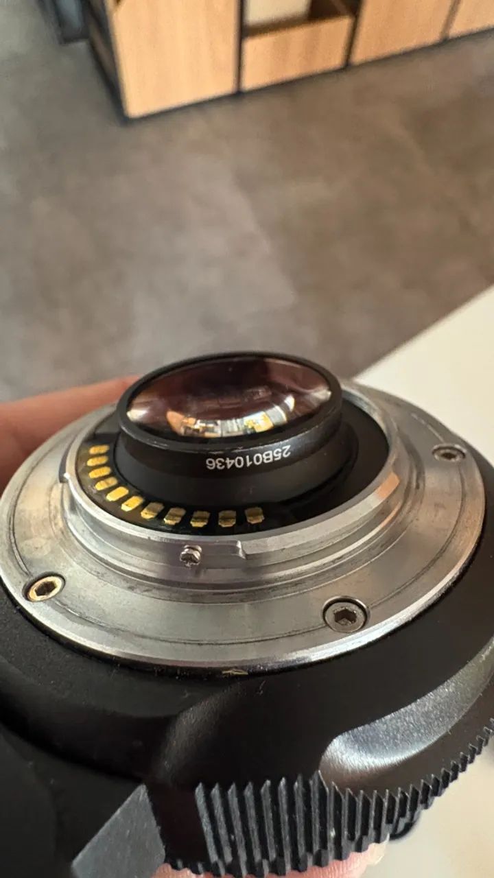 Anel adaptador Metabones Speed Booster XL 0.64x - usado - impecável! - Foto 3