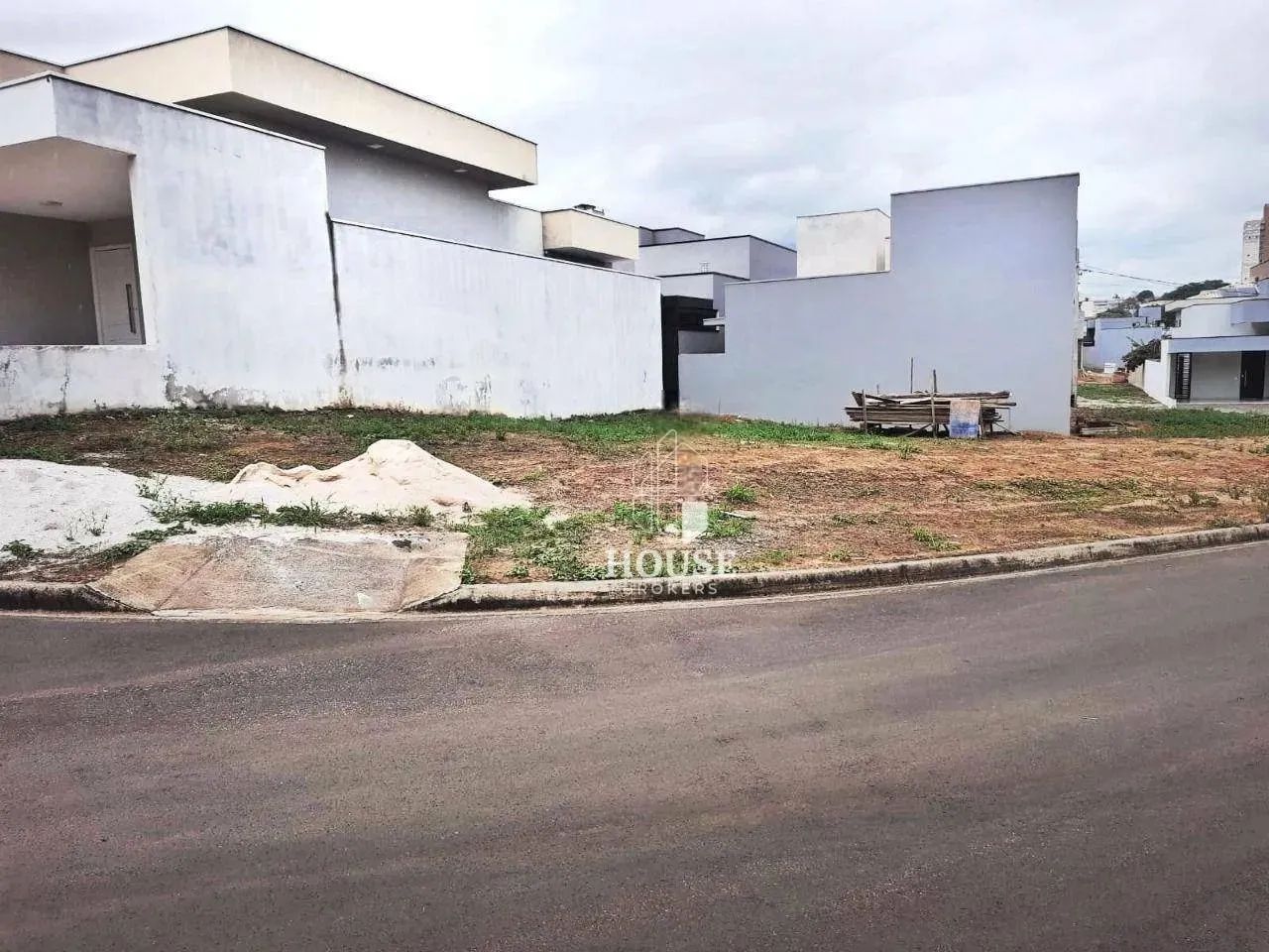 Terreno à venda, 203 m² por R$ 250.000,00 - Condomínio Residencial Santa Mônica III - Mogi