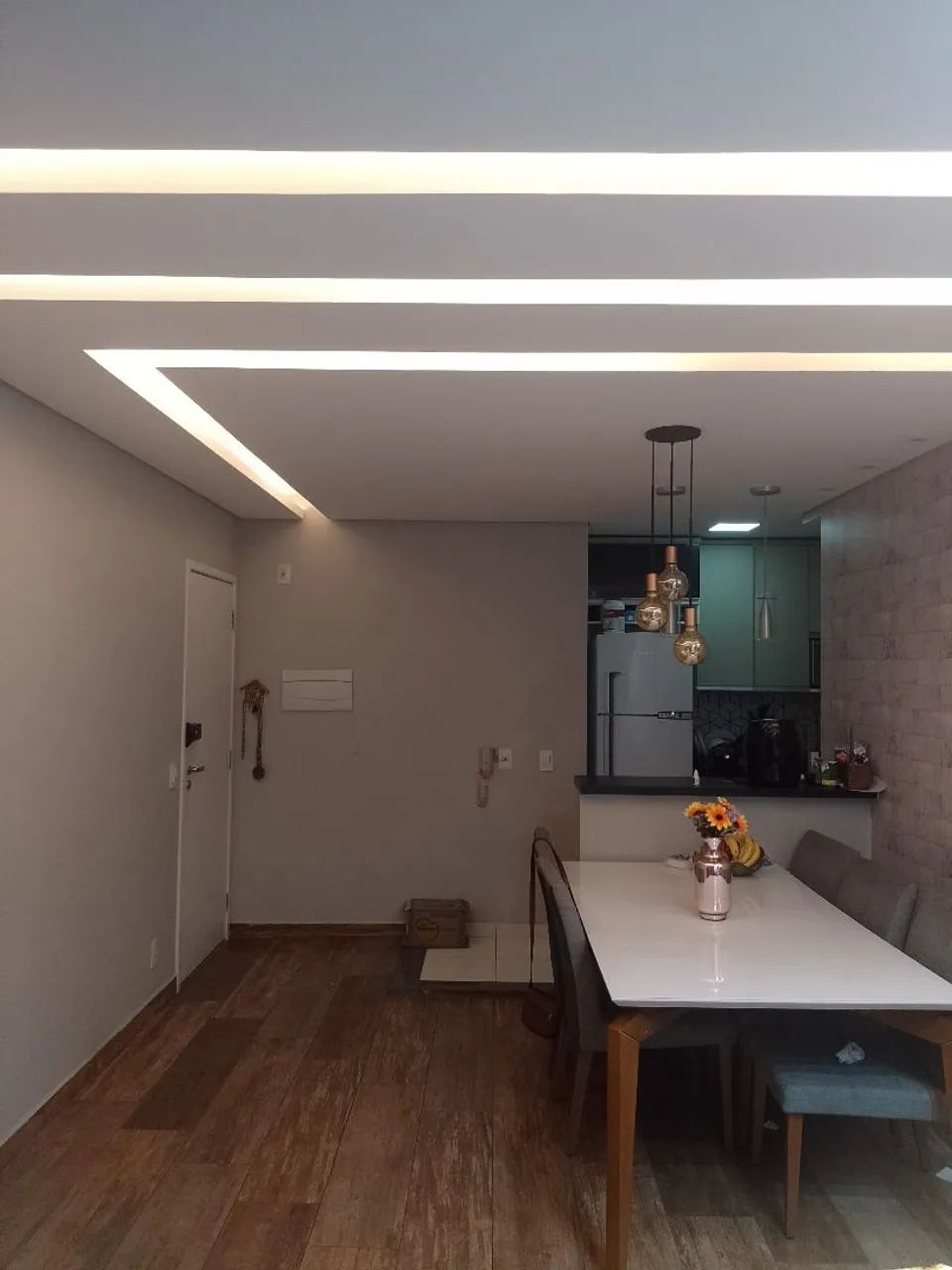 Mesa de jantar em laca e vidro 6 lugares - Foto 3