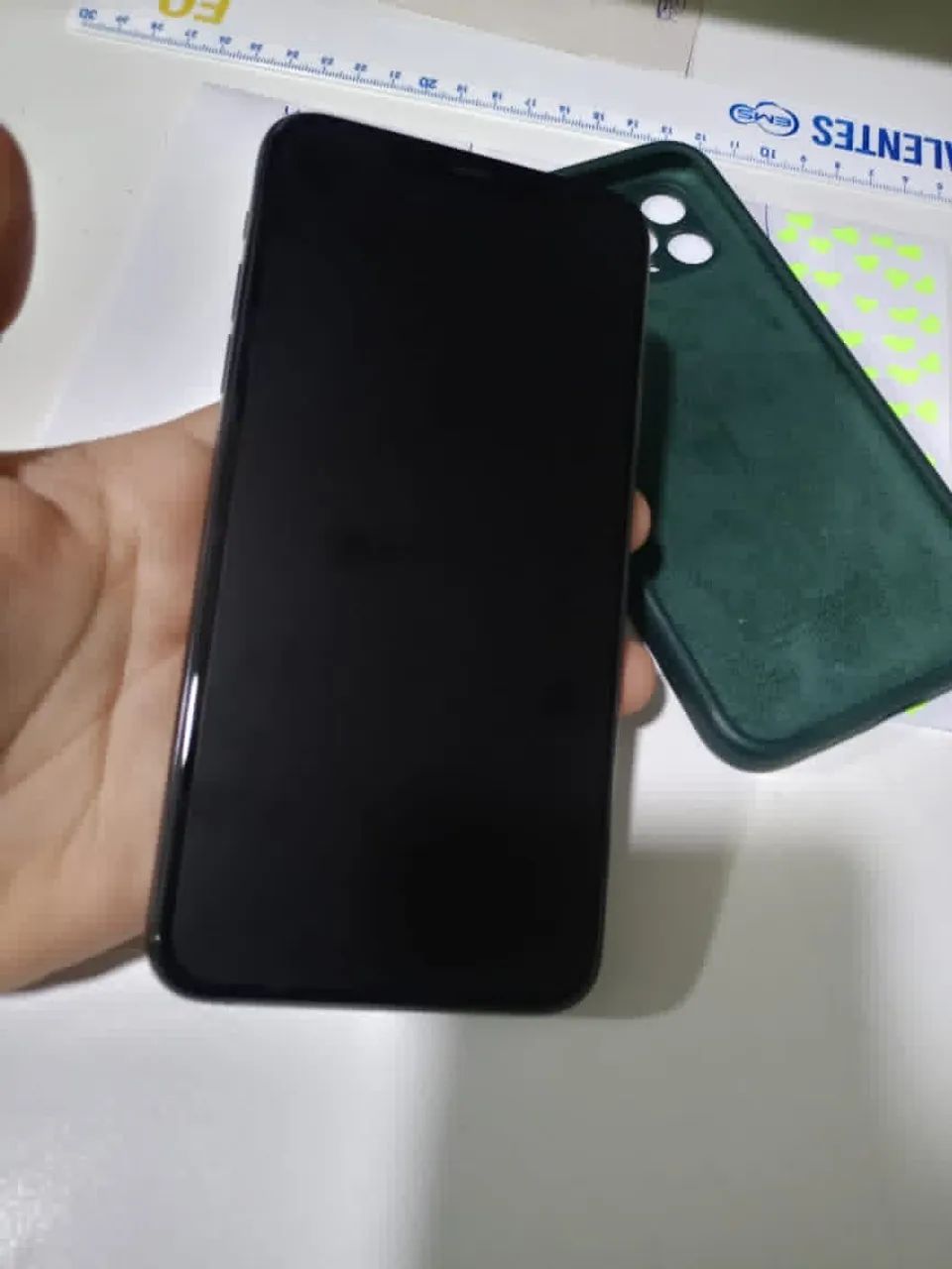 Iphone 11 pro max 256g verde meia-noite - Foto 3