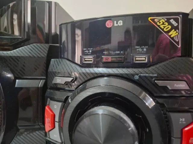 Mini System LG CM4640 Preto com Dual USB MP3 CD e Rádio - Foto 4