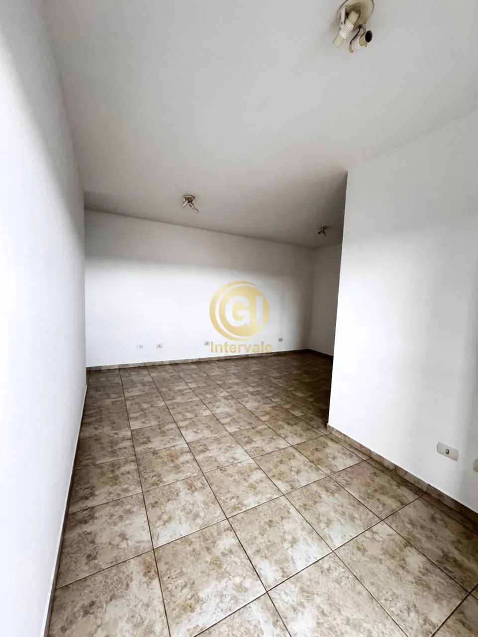 Apartamento 3 quartos com suite e churrasqueira na varanda - EDIFICIO SANTA MONICA CENTRO 