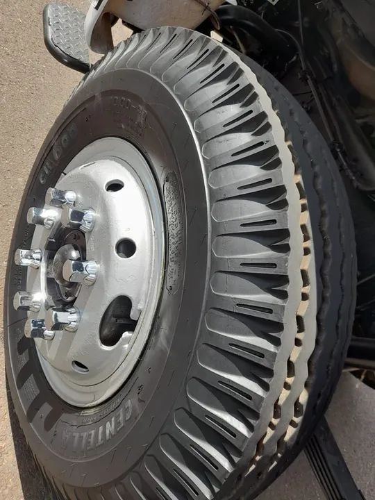 Ford Cargo 1317 4x2 toco  - Foto 6