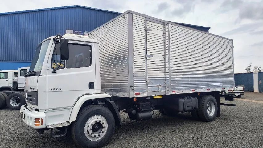 MB 1719 BAU OFICINA COMPLETA 2013 - Foto 3