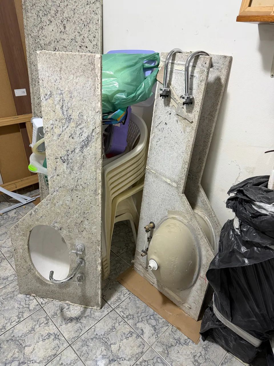 Pias banheiro 3 unidades granito com cuba e torneira - Foto 5