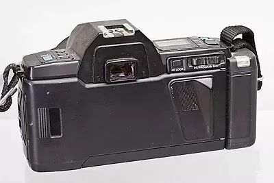 Câmera Olimpus OM77AF - muito boa - Foto 2