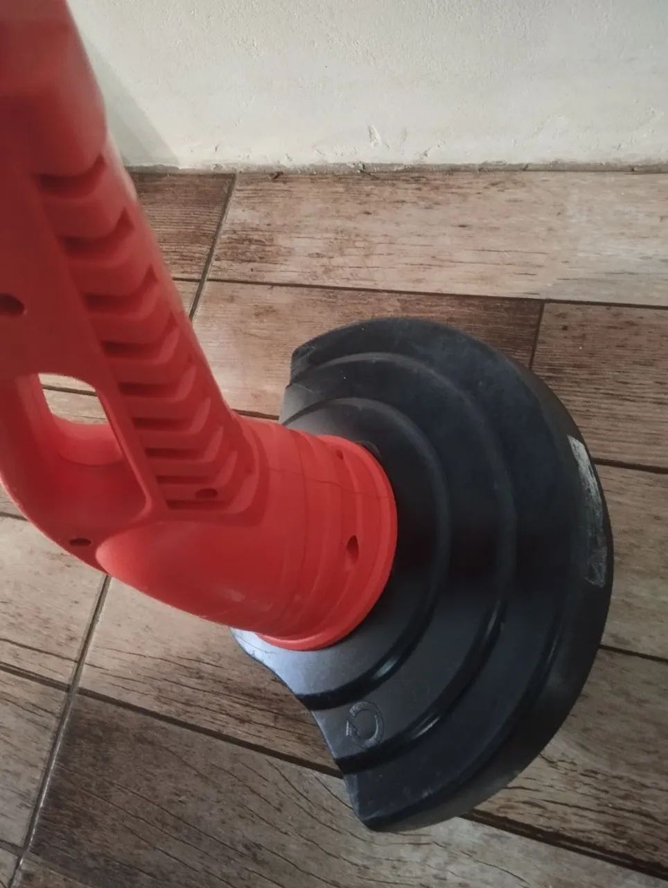 Aparador/roçadeira elétrica Tramontina 1000w - Foto 4