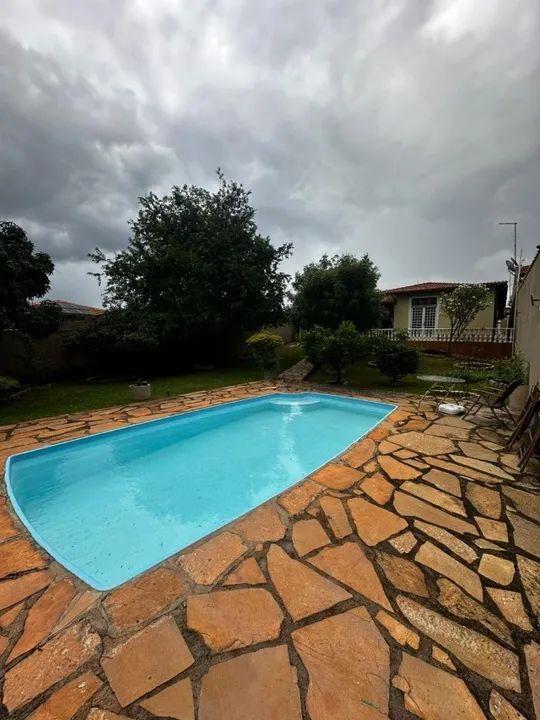 Sonho de  Casa em Arniqueira - 4 Suítes, Piscina, Churrasqueira e Muito Mais! - Foto 4