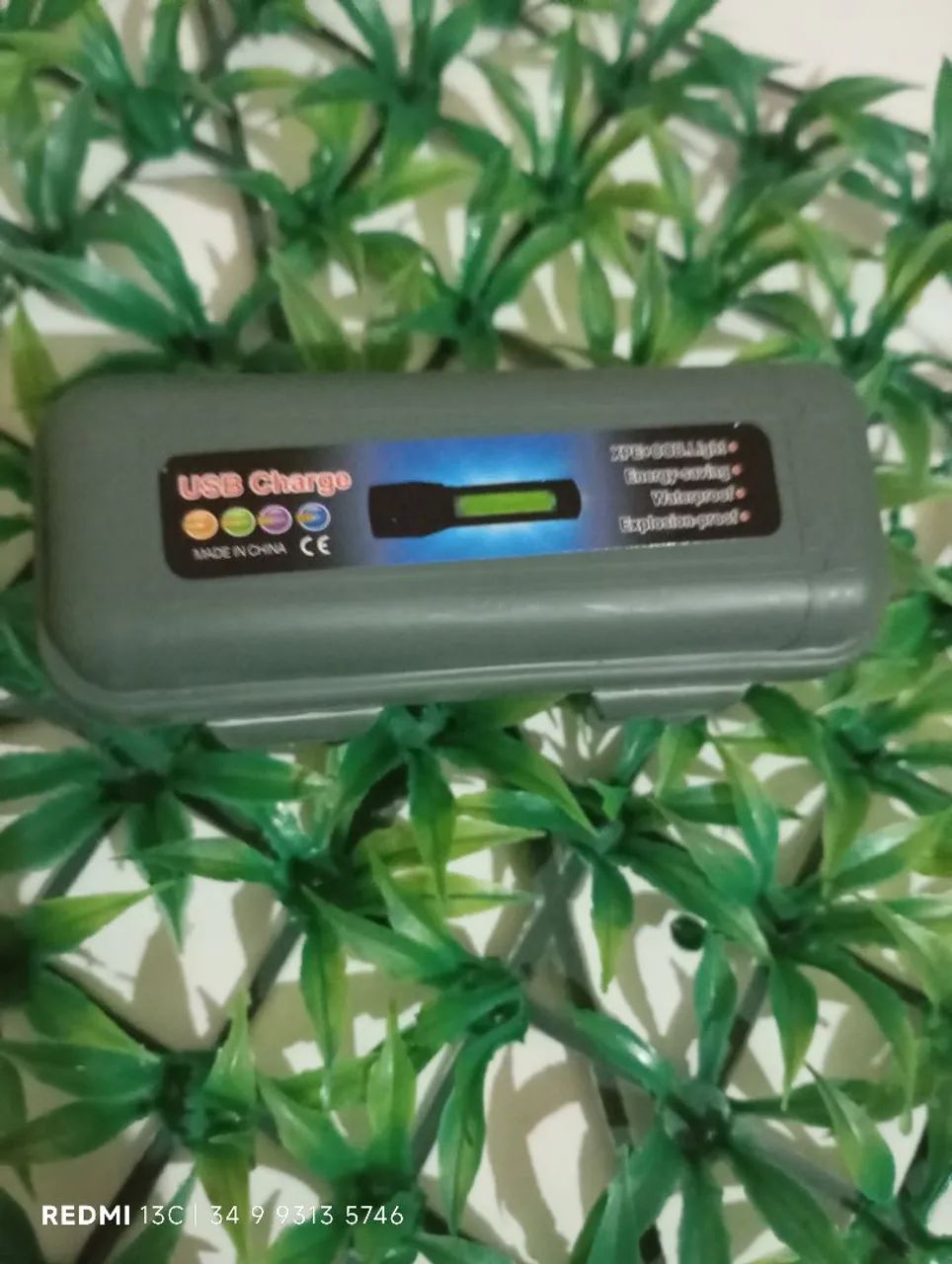 Lanterna de LED Recarregável à  resistente Prova d'Água