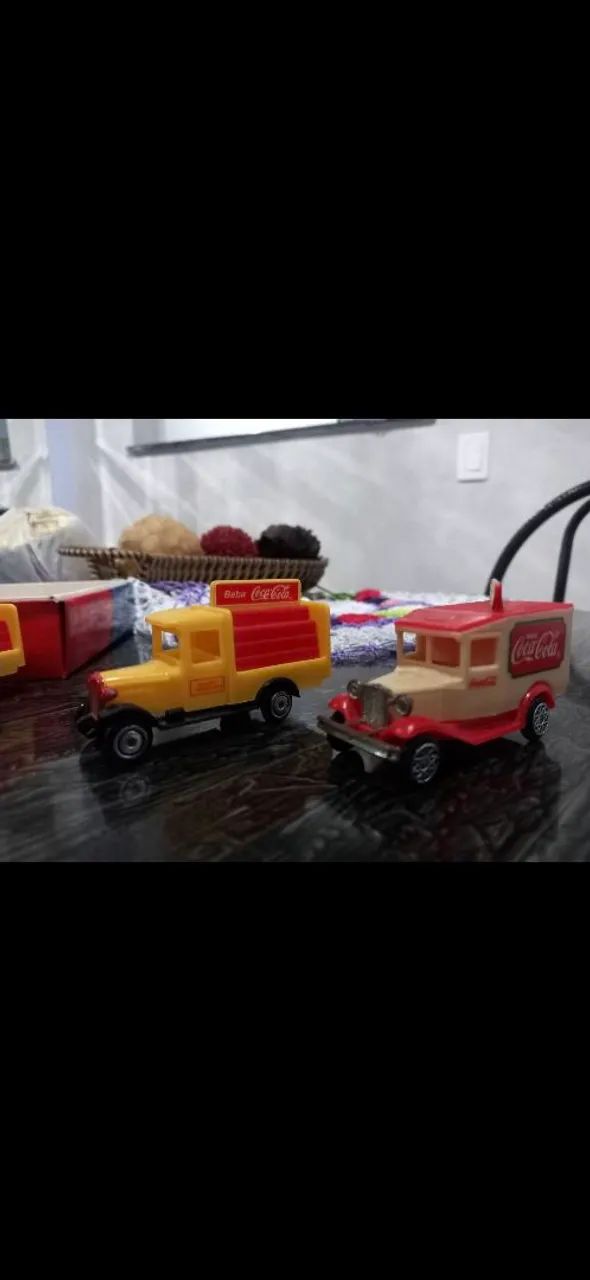 Miniaturas de Caminhões Antigos Colecionáveis - Foto 5