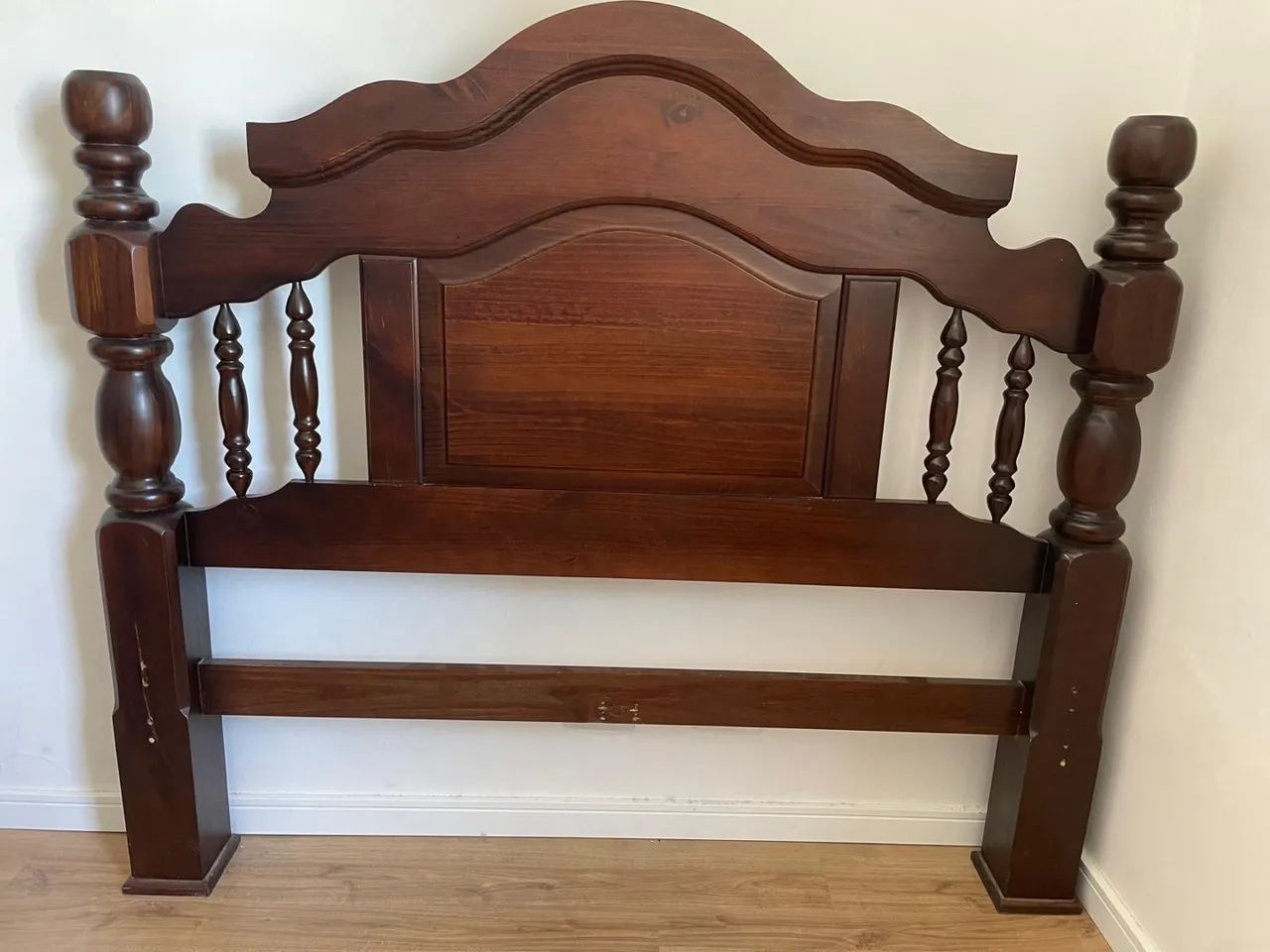 Cabeceira de Cama em Madeira Maciça - Foto 2
