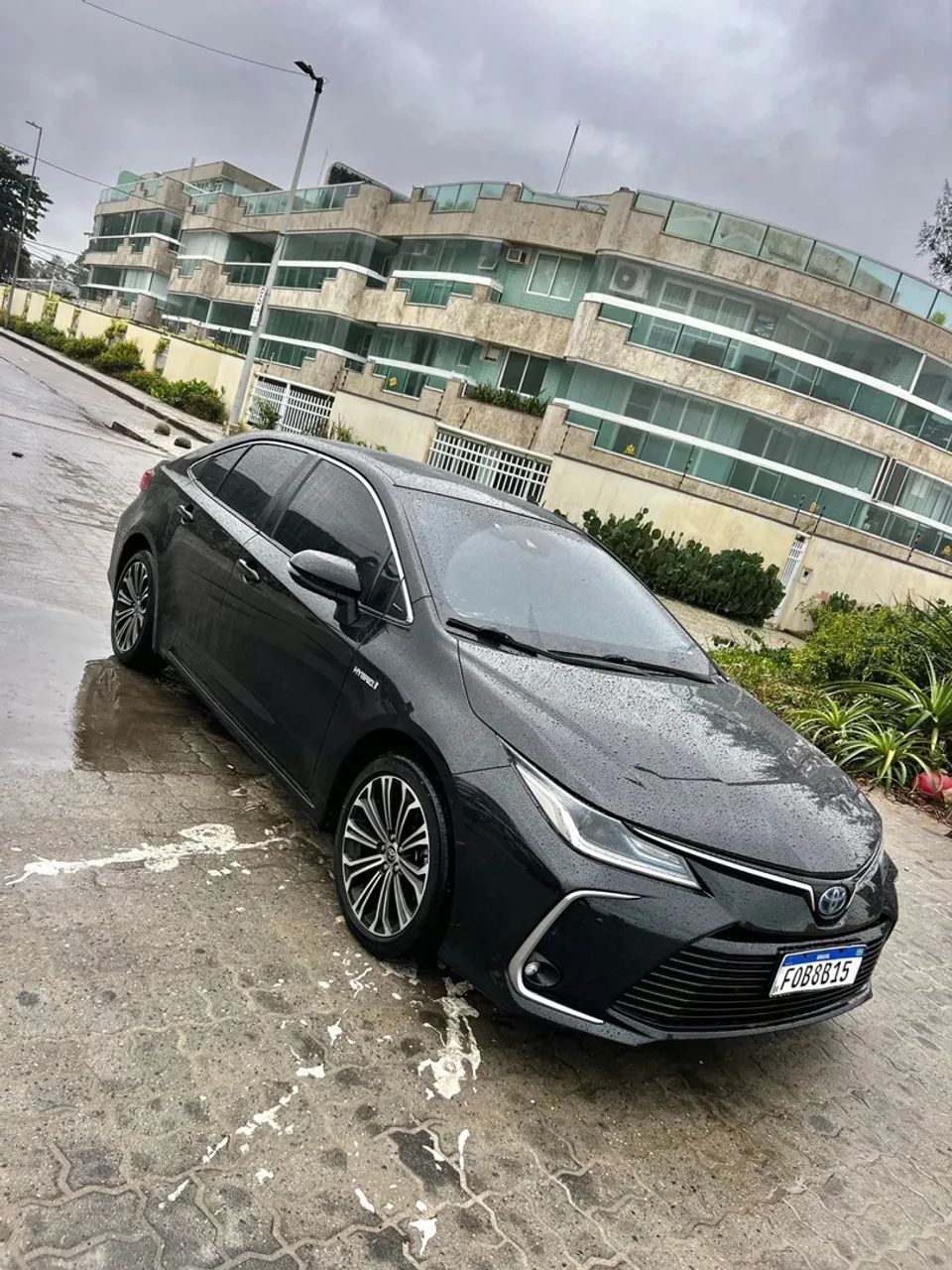 Corolla híbrido blindado 