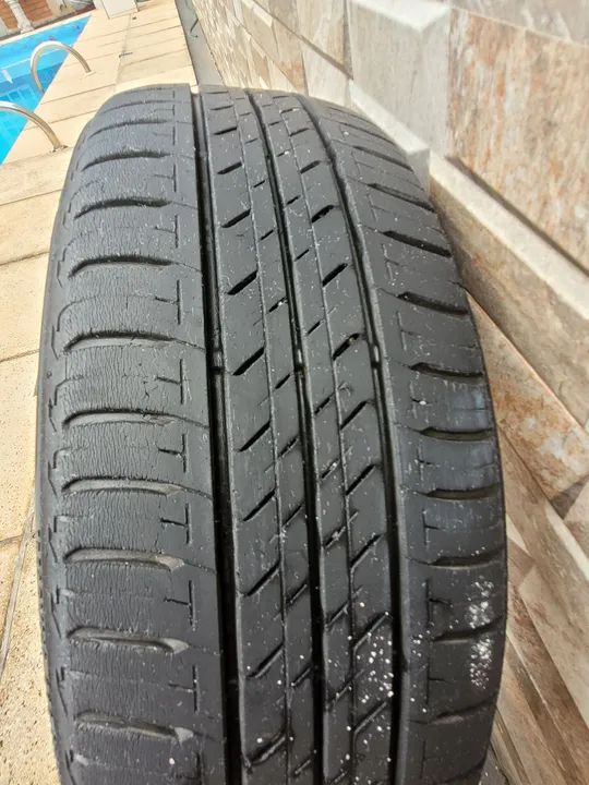 P N E U    185/60 R15 bridgestone 65 9 8445- 0101 só tem uma und. <br> - Foto 2