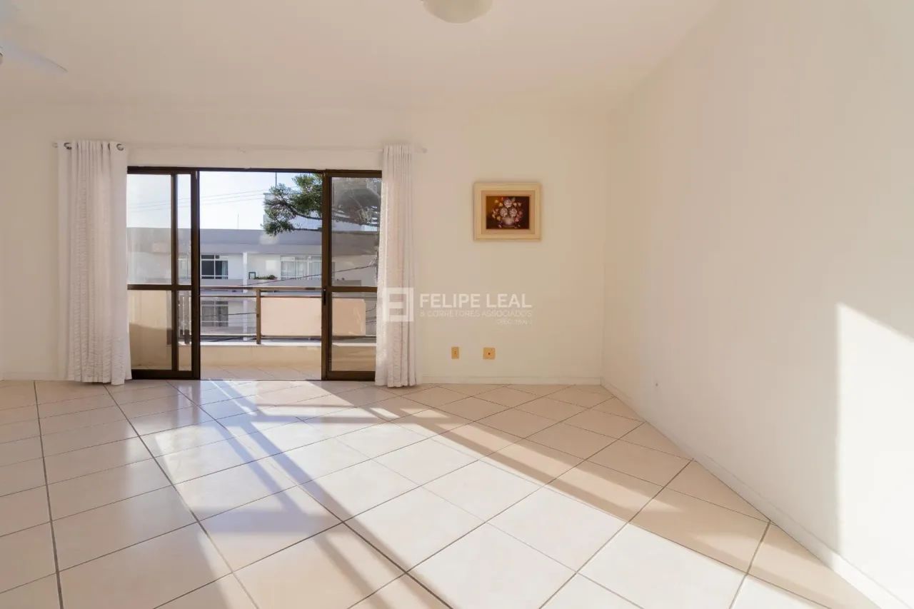 Apartamento em Abraão - Florianópolis, SC - Foto 4