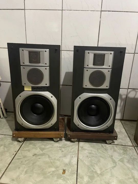 Par de Caixas Acústicas - Som de Alta Qualidade akai sr-s410