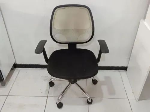 Cadeira de Escritório Giratória com Rodinhas 