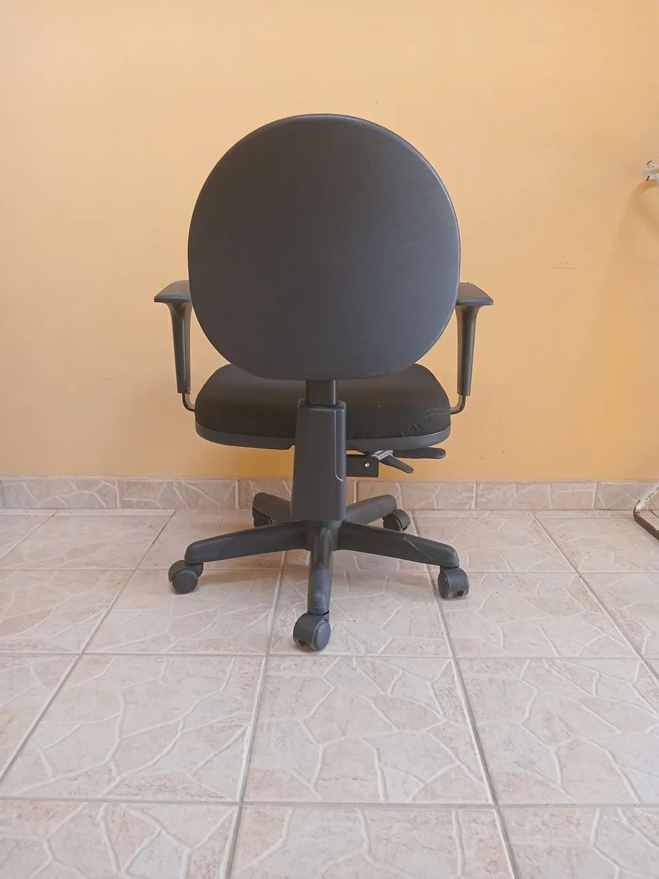 Cadeira de Escritório Giratória  - Foto 4