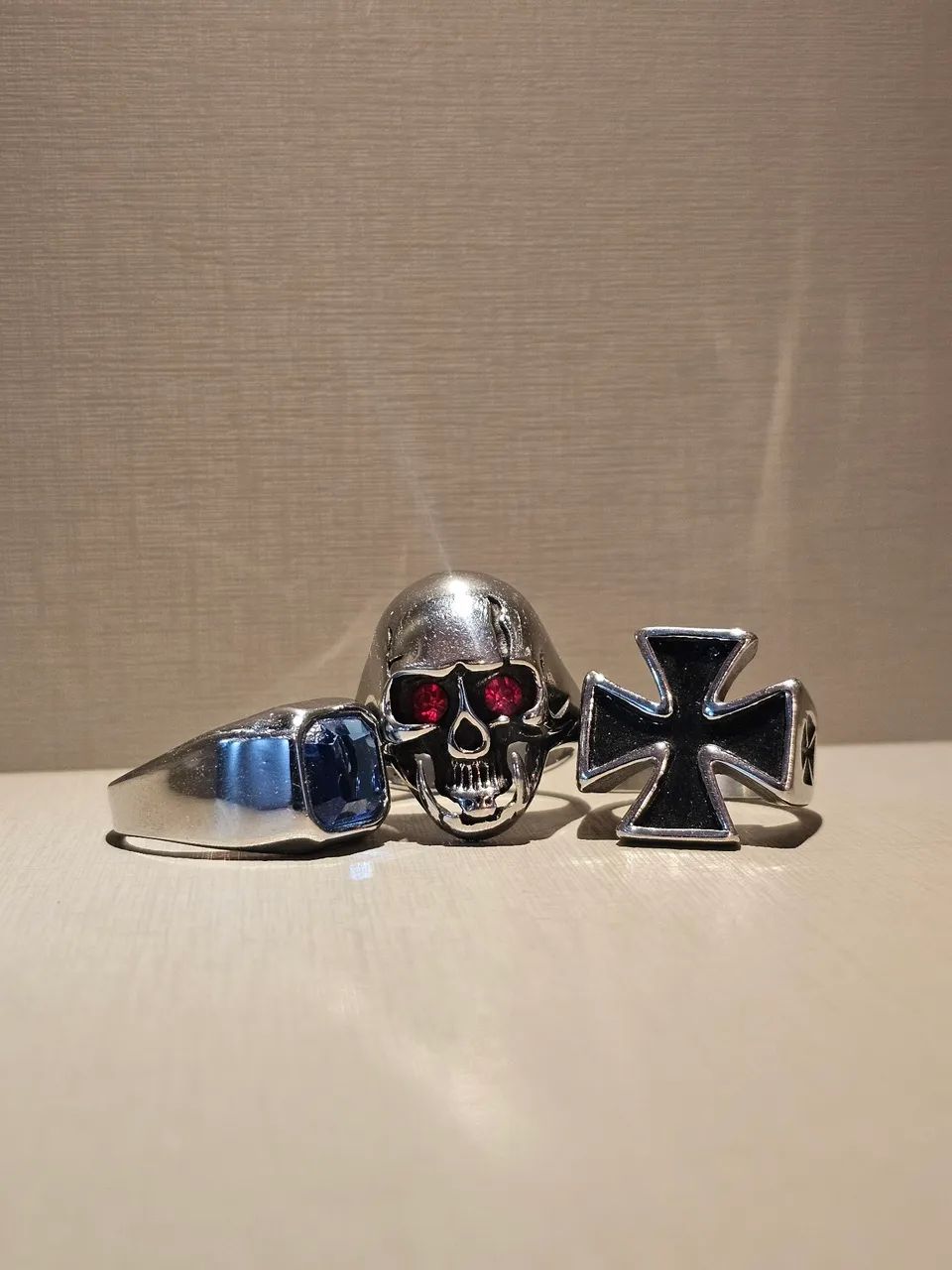 Anéis,pulseira e corrente 