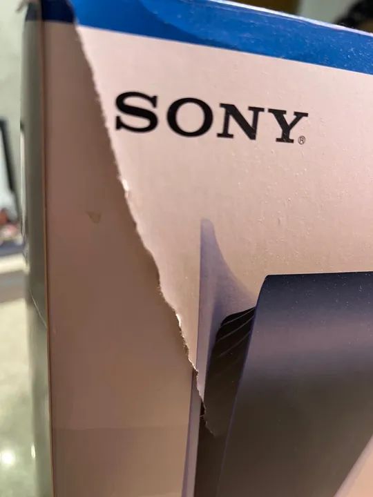 Playstation 5 semi-novo, último modelo, com leitor de disco e a caixa - Foto 5