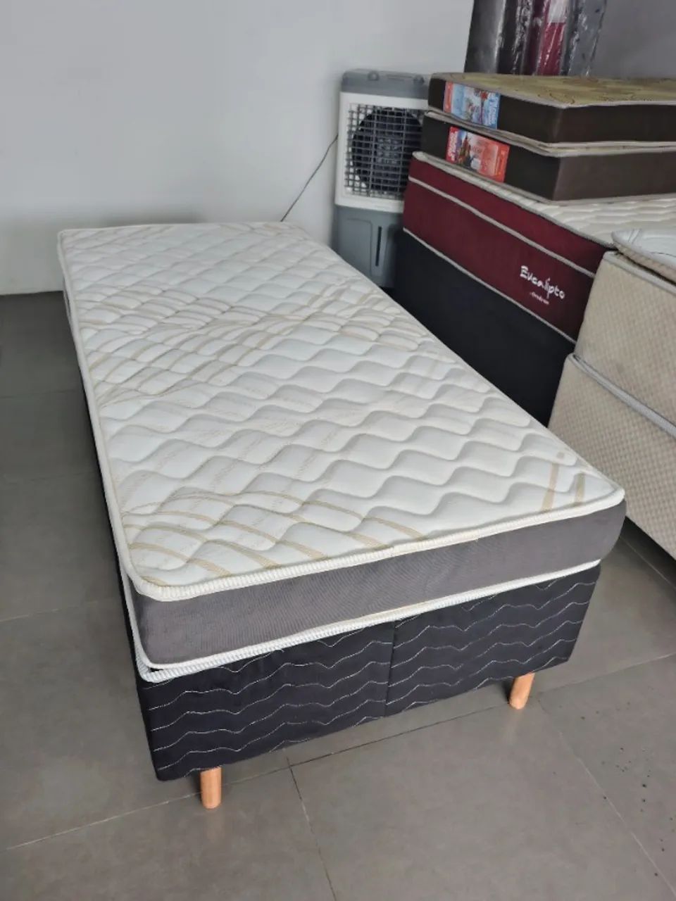 CAMA BOX SOLTEIRO COM ENTREGA IMEDIATA 