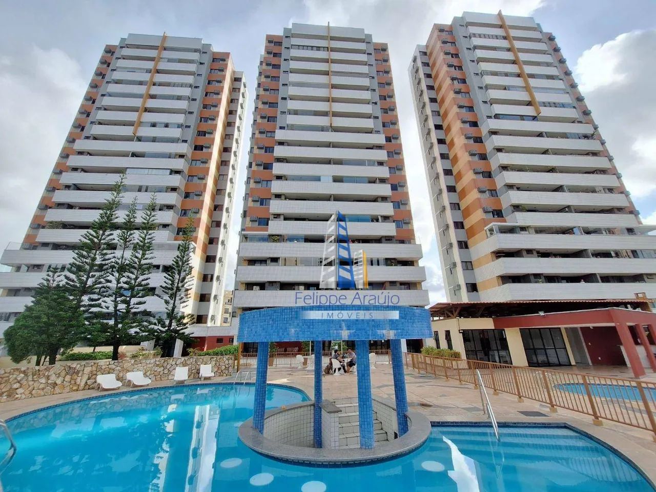 Apartamento com 3 dormitórios à venda, 115 m² por R$ 660.000,00 - Parque Del Sol - Fortale