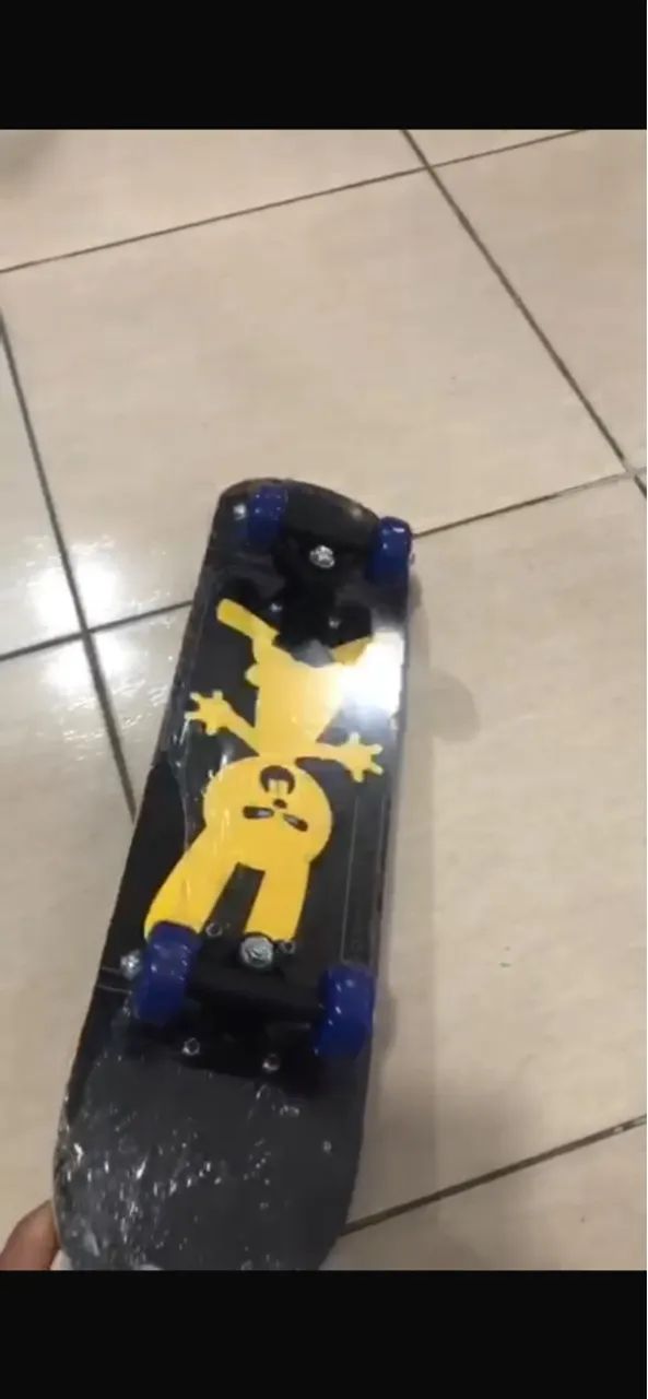 Skate Infantil Semi Profissional Montado Estampado 60cm 45kg - Foto 4