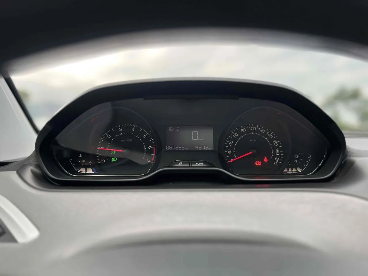 Peugeot 208 Allure 1.2 Flex 12V 5P Mec. 2018 - Foto 11