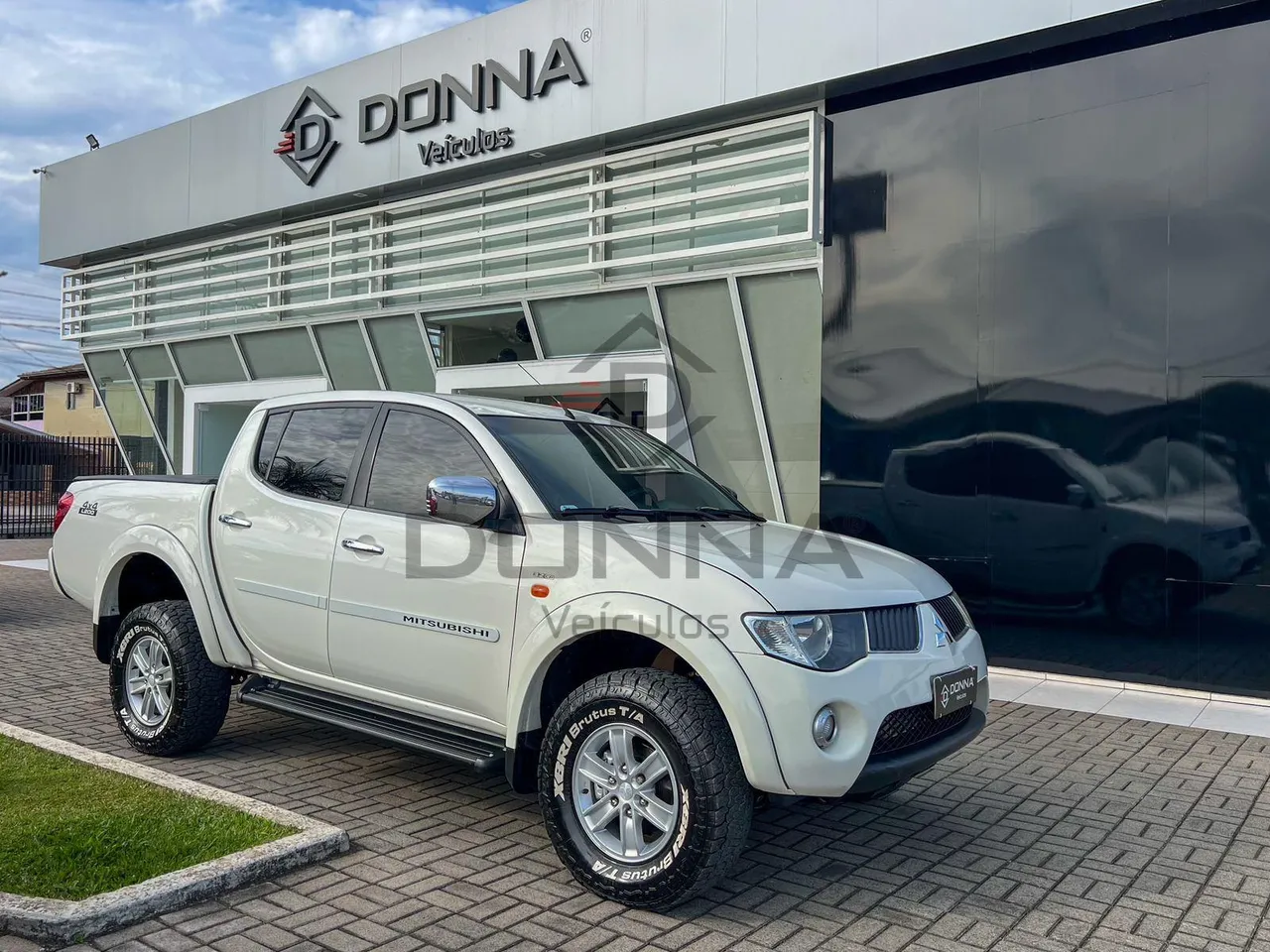 L200 TRITON MC/ 3.2 D BRANCA 2009/2009
