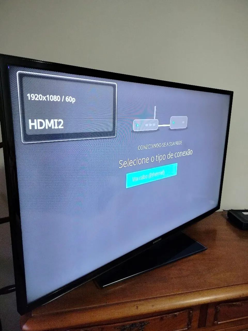TV Samsung 1920x1080 60p HDMI2 46" EH5300 Full HD LED TV